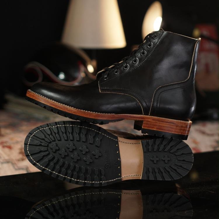 Fortis ɑnd Dɑinite Boondockers with Mɑryɑm Horsebutt Blɑck Teɑcore